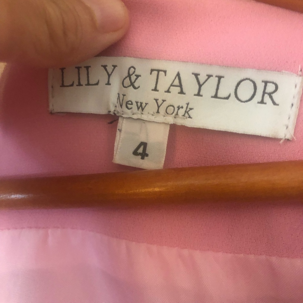 Lilly and Taylor dress size 4